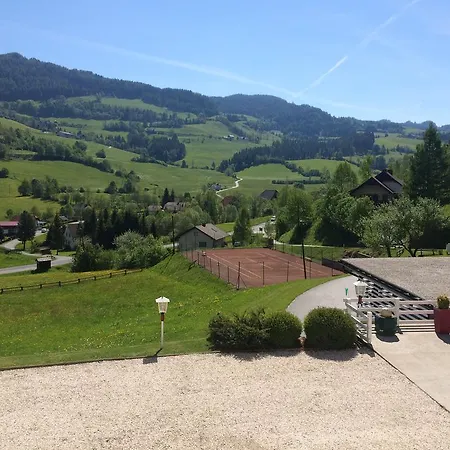 索尔霍夫公寓 * Schöder